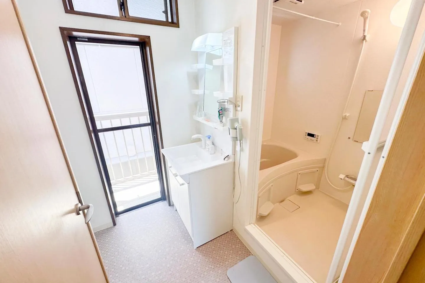 Appartement Moyuju墨語居 à Ōsaka
